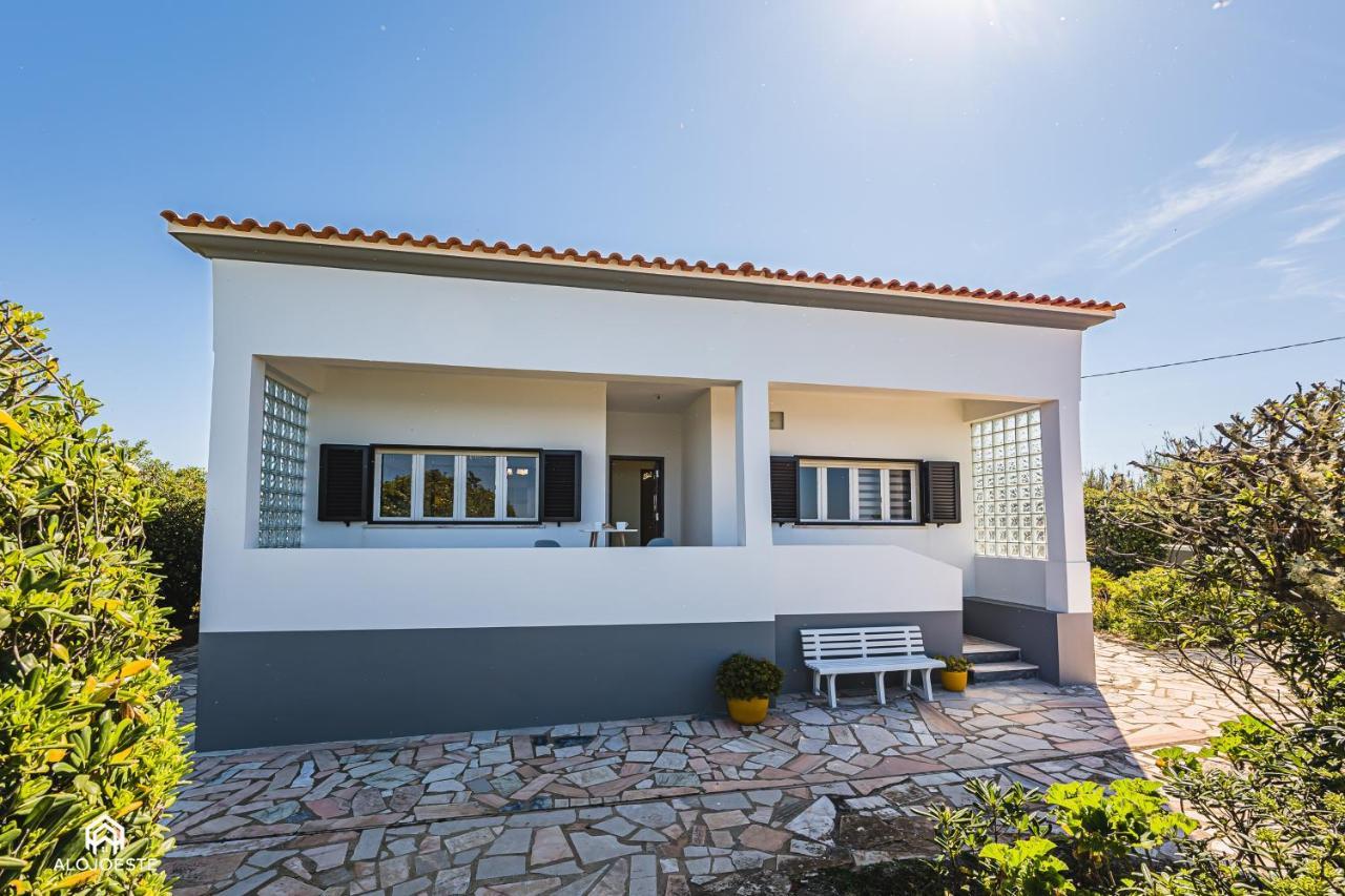 Casa A Beira Mar - Countryhouse With Ocean View São Pedro da Cadeira المظهر الخارجي الصورة